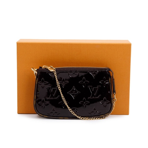 Louis Vuitton Mini Pochette Monogram - New with Box - M90597 Perfect Condition - Picture 8 of 17